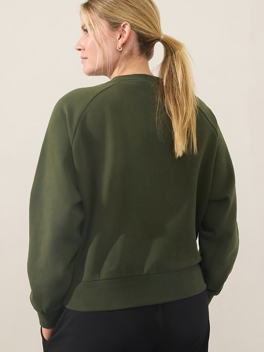 Image number 6 showing, Easy Fleece Crew Sweatshirt