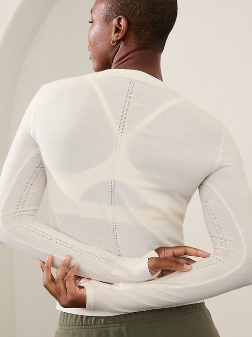 Image number 3 showing, Ascent Seamless Top