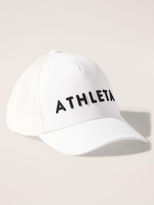 Voir une image plus grande du produit 2 de 3. Casquette de camionneur Athleta