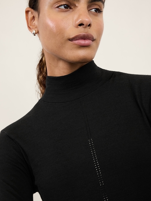 Image number 5 showing, Ascent Seamless Turtleneck