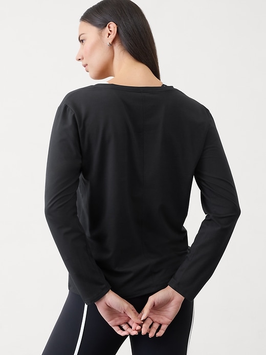 Image number 6 showing, Essential Long V-Neck Top