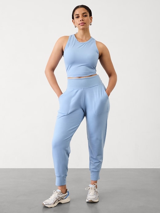 L'image numéro 4 présente Pantalon de jogging à taille haute Coaster Luxe