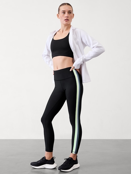 L'image numéro 7 présente Legging à taille haute et bande latérale Interval