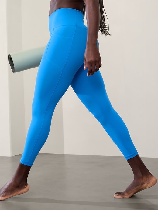 Lululemon Free to Speed high-rise factory tight 25” wild bluebell size 6