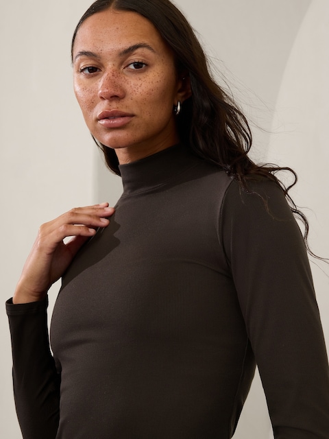 Signature Rib Turtleneck