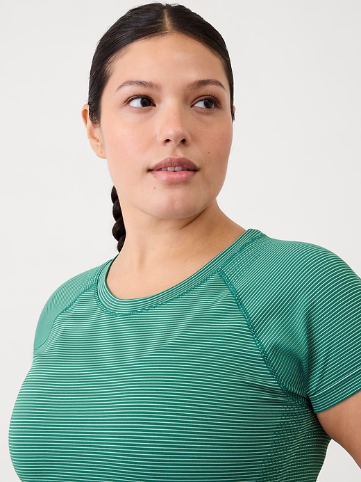 Image number 3 showing, Momentum Seamless Tee