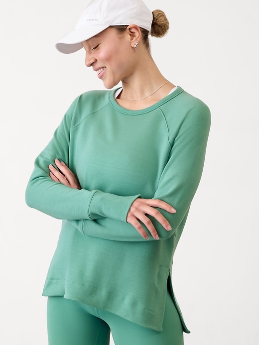 Image number 1 showing, Coaster Luxe Recover Sweatshirt