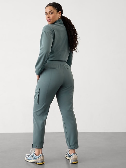 L'image numéro 8 présente Pantalon cargo à taille haute Endless