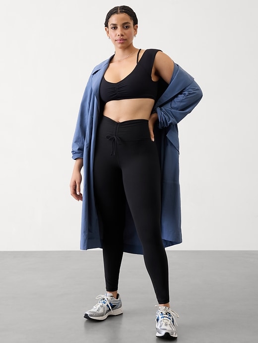 L'image numéro 6 présente Legging à taille très haute cintrée Elation