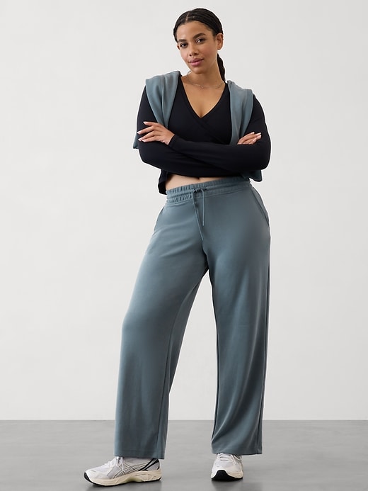 Image number 5 showing, Seasoft Mid Rise Straight Pant