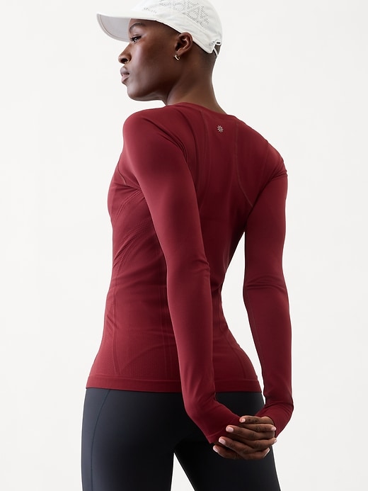 Image number 6 showing, Momentum Seamless Top