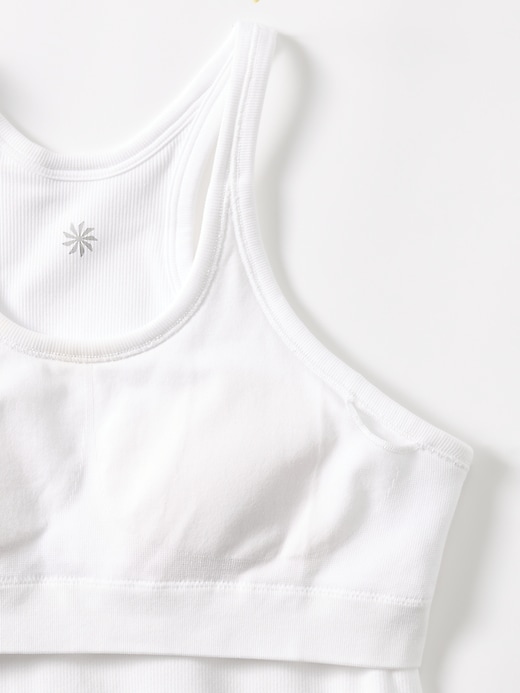 L'image numéro 4 présente Camisole côtelée Rise Above Athleta Girl