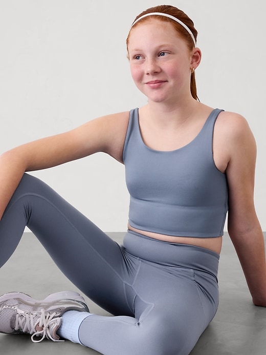 Voir une image plus grande du produit 1 de 2. Soutien-gorge à dos torsadé Transcend Athleta Girl