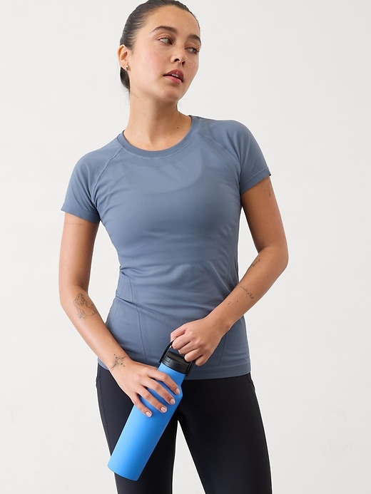 Image number 1 showing, Momentum Seamless Tee