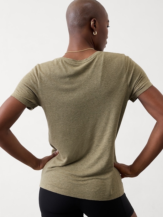 Image number 2 showing, Getaway Linen Blend V-Neck Tee