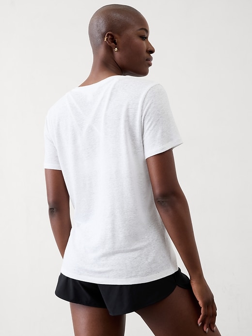 Image number 2 showing, Getaway Linen Blend V-Neck Tee