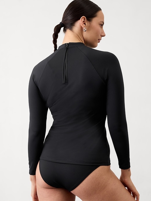 Image number 6 showing, North Point Rashguard