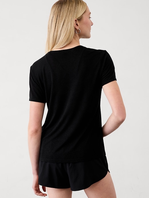 Image number 6 showing, Getaway Linen Blend Tee