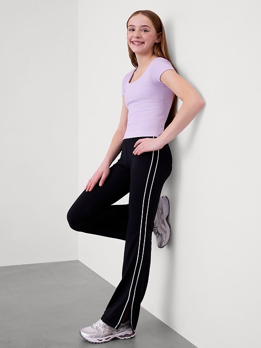 Image number 3 showing, Athleta Girl Rise Above Rib Crop Tee