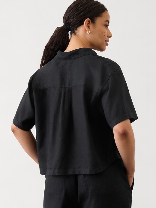 Image number 8 showing, Retreat Linen Short Sleeve Shirt