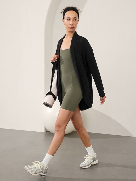 Image number 2 showing, Presence Cocoon Wrap