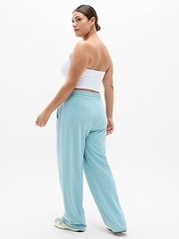 Seasoft Mid Rise Straight Pant