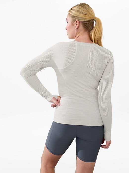 Image number 6 showing, Momentum Seamless Top