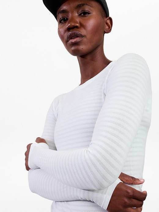 Image number 1 showing, Momentum Seamless Top