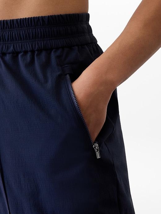 Image number 3 showing, Trekkie Relaxed Mid Rise Jogger