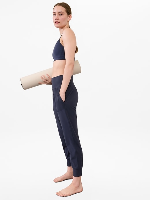 Image number 5 showing, Salutation High Rise Jogger