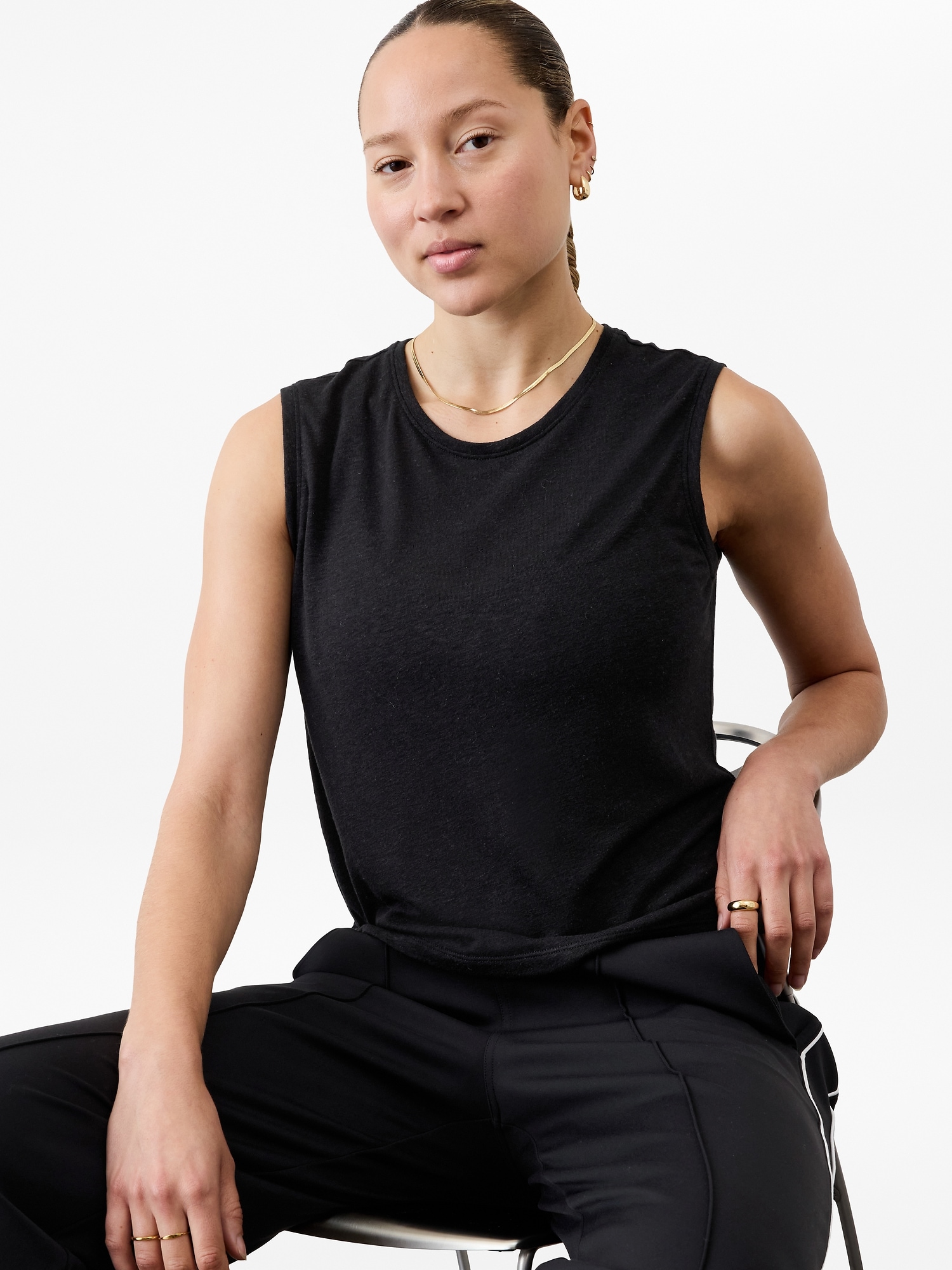 Getaway Linen Blend Muscle Tank