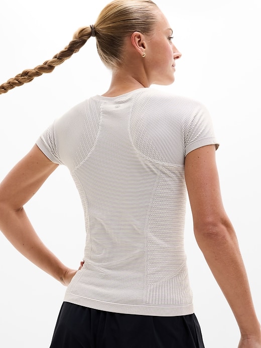 Image number 3 showing, Momentum Seamless Tee