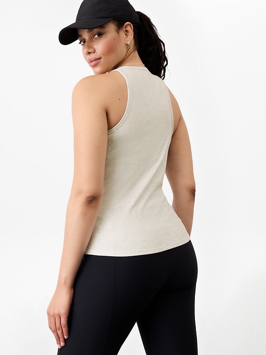 Image number 3 showing, Signature Rib Tank