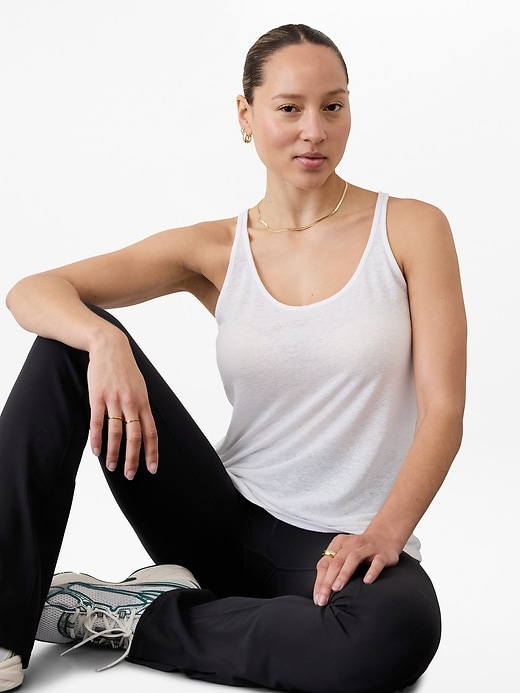 Image number 3 showing, Getaway Linen Blend Tank