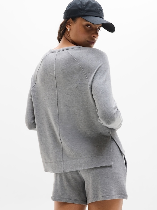 Image number 2 showing, Coaster Luxe Recover High Hip Sweatshirt