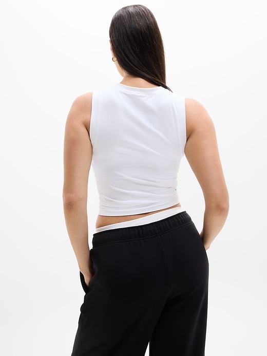 L'image numéro 5 présente Camisole d’entraînement sans coutures Renew