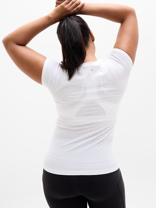Image number 6 showing, Momentum Seamless Tee