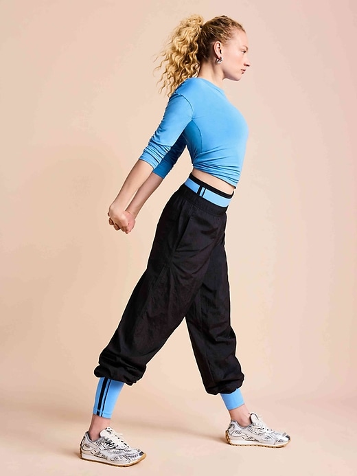 Image number 7 showing, Lunar Sheen Utility Mid Rise Pant
