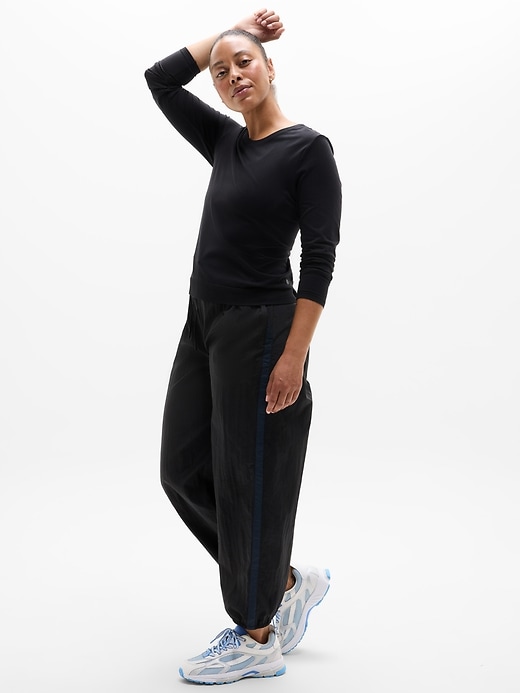 Image number 5 showing, In Motion Seamless Top