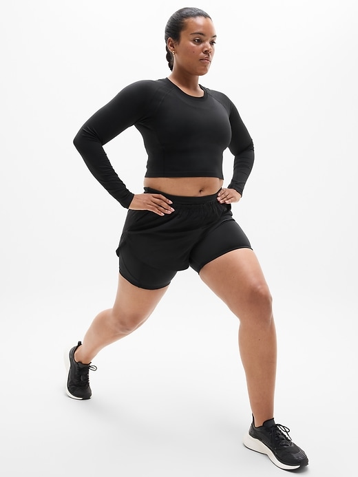 Image number 6 showing, Momentum Seamless Crop Top 2.0