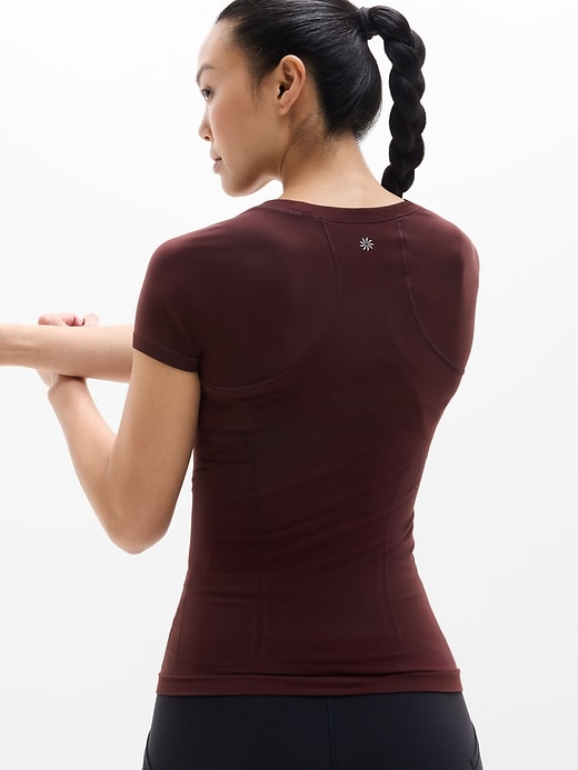 Image number 2 showing, Momentum Seamless Tee
