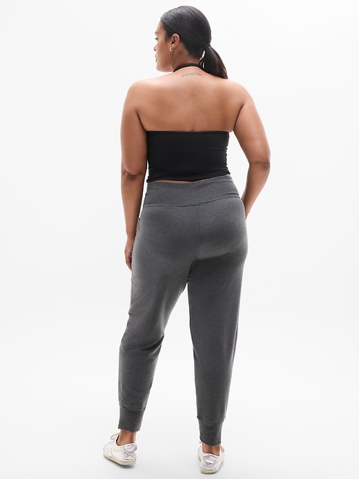 Image number 5 showing, Coaster Luxe High Rise Jogger