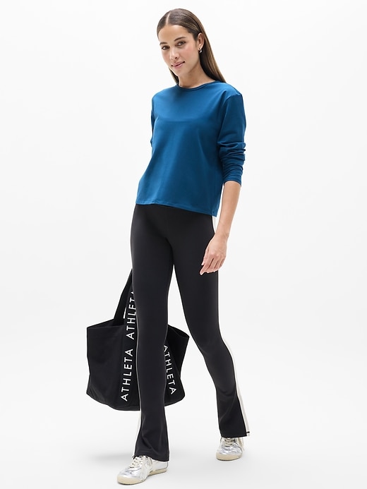 Image number 2 showing, Essential Top