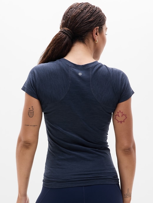 Image number 3 showing, Momentum Seamless Tee