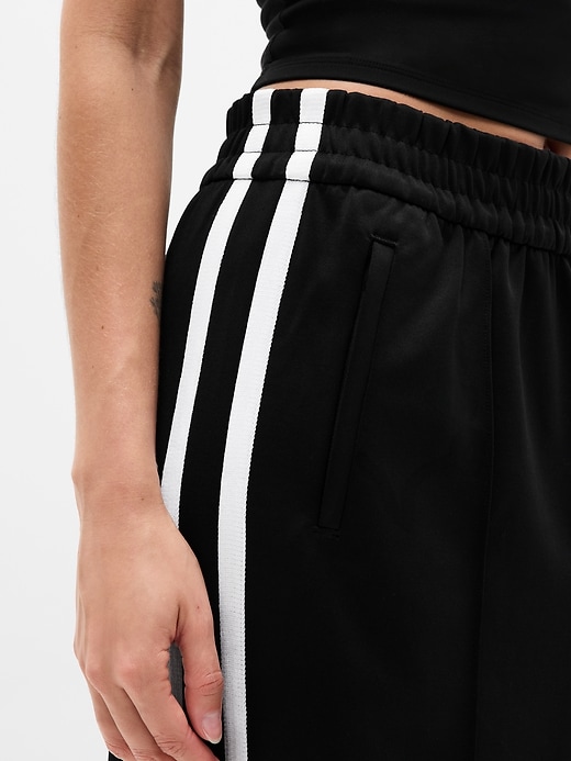 Image number 6 showing, Tempo Mid Rise Wide Leg Track Pant