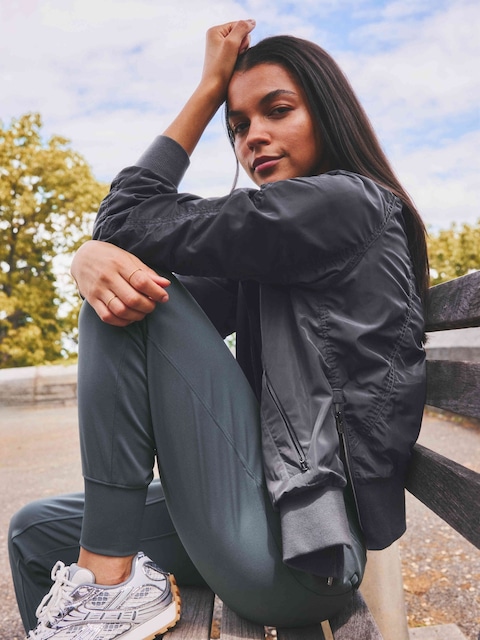 Jetset Bomber - Shadow Grey