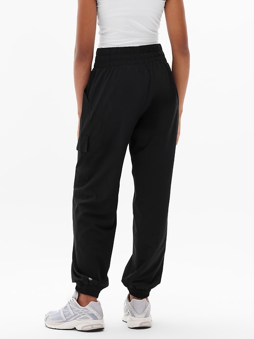 Image number 3 showing, Athleta Girl Run Free Cargo Jogger