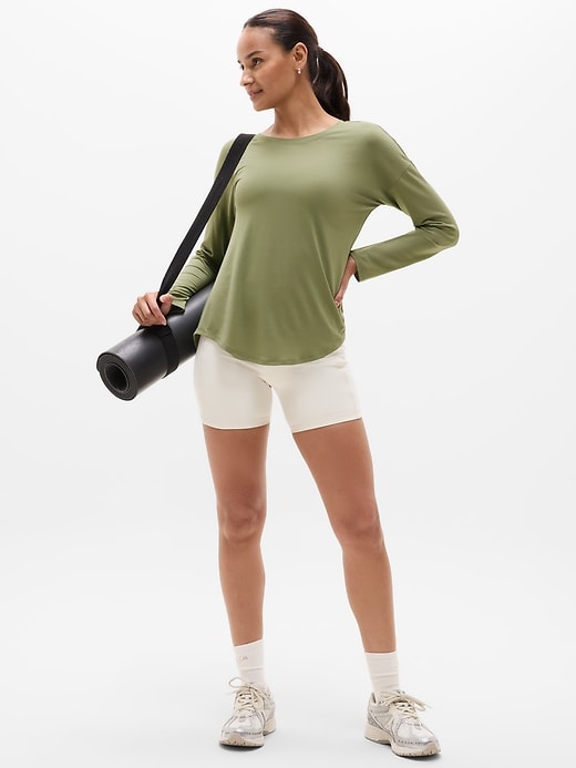 Image number 1 showing, Move With Ease Top