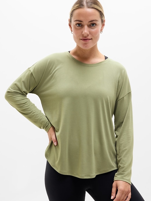 Image number 3 showing, Move With Ease Top