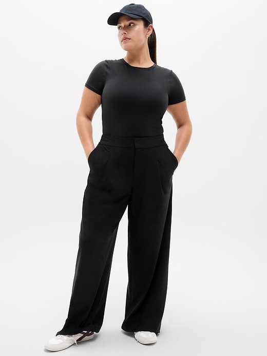 Image number 7 showing, BodyMove Short Sleeve Crew Bodysuit